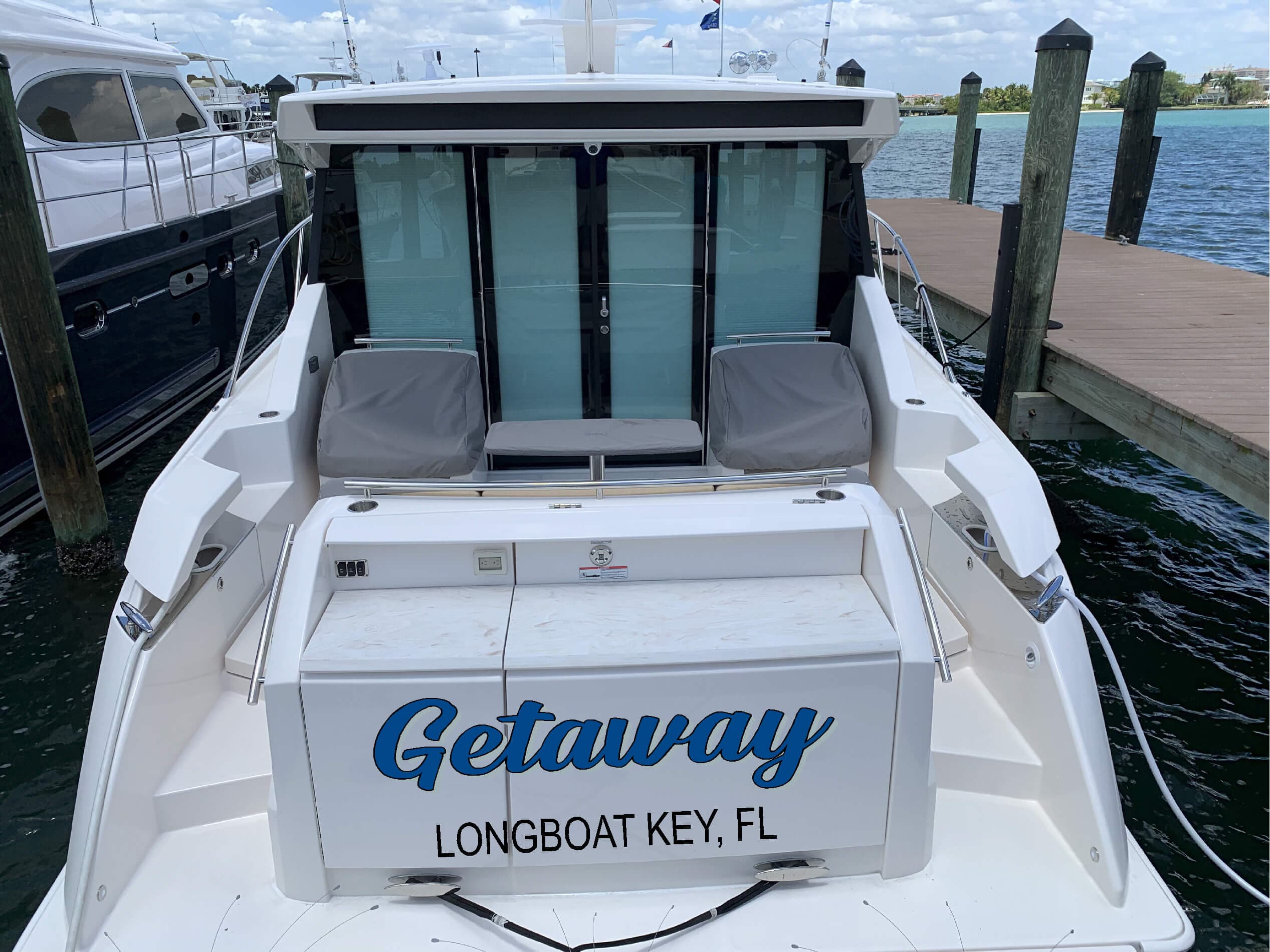 Custom boat graphics marine graphics by Auto Trim Design Bradenton
