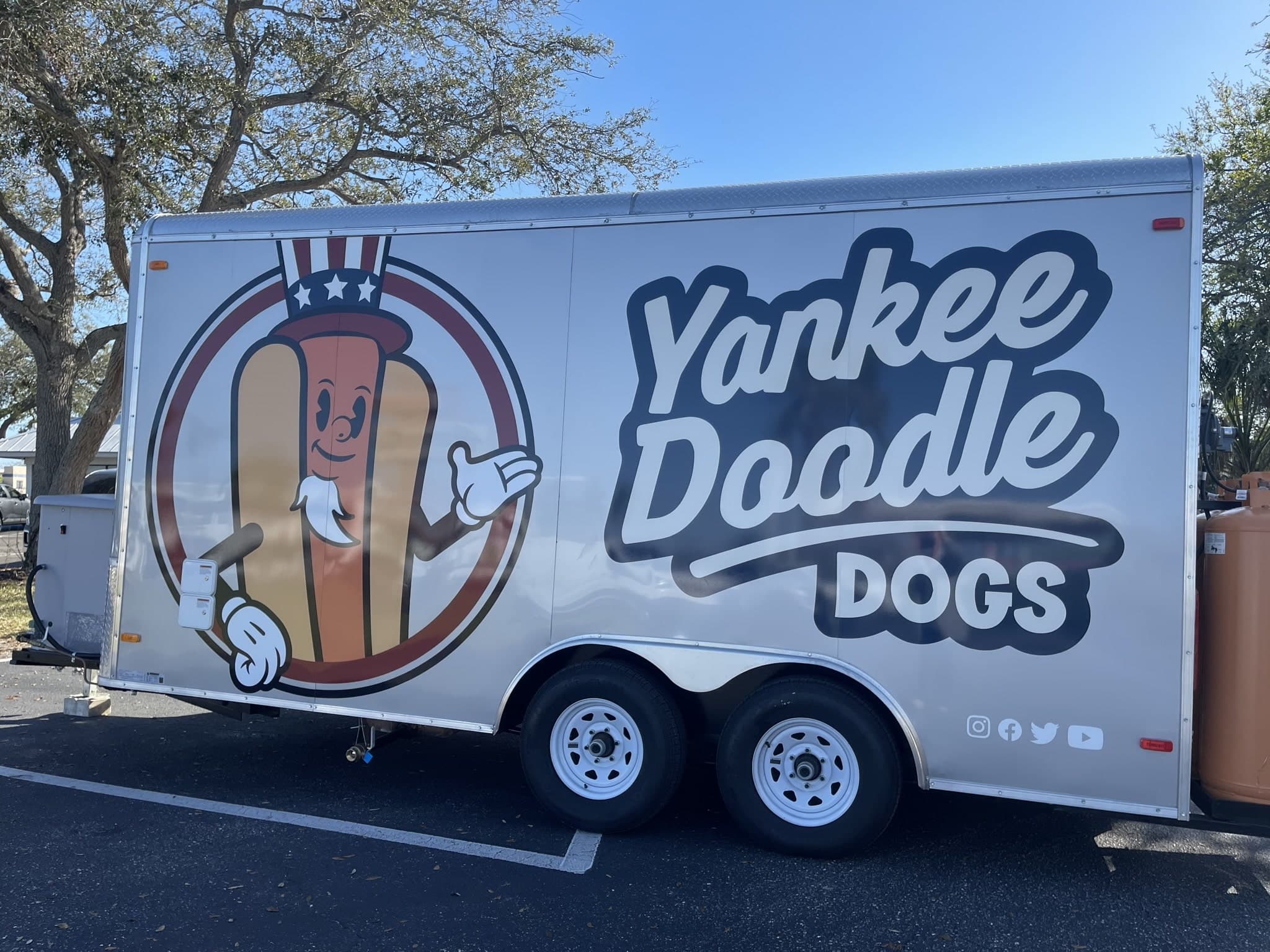 Fleet vehicle graphics lettering by Auto Trim Design